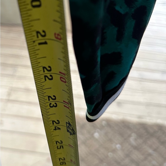 Pam & Gela Ocelot Curved Hem leggings tights green black size medium - Picture 5 of 16